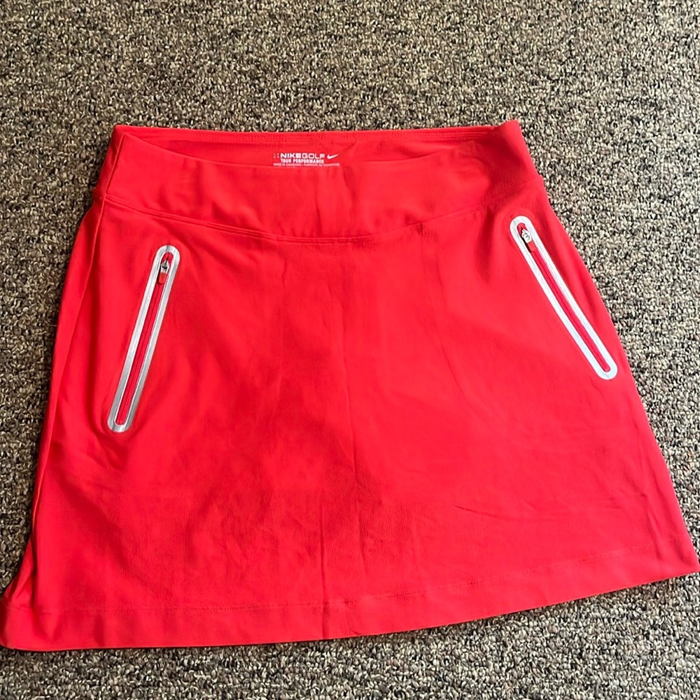 Nike Women's Golf Skirt Coral Medium